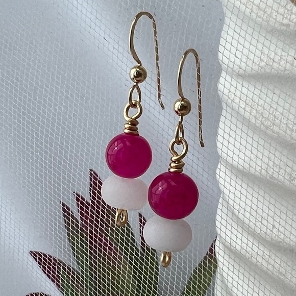 Bright Pink White & Gold Beaded Earrings - Picture 3 of 12